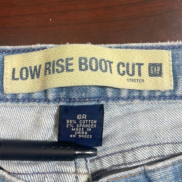 “Y2K Era” Gap Women’s Low Rise Boot Cut Stretch Jeans, FREE SHIPPING - Picture 3 of 9
